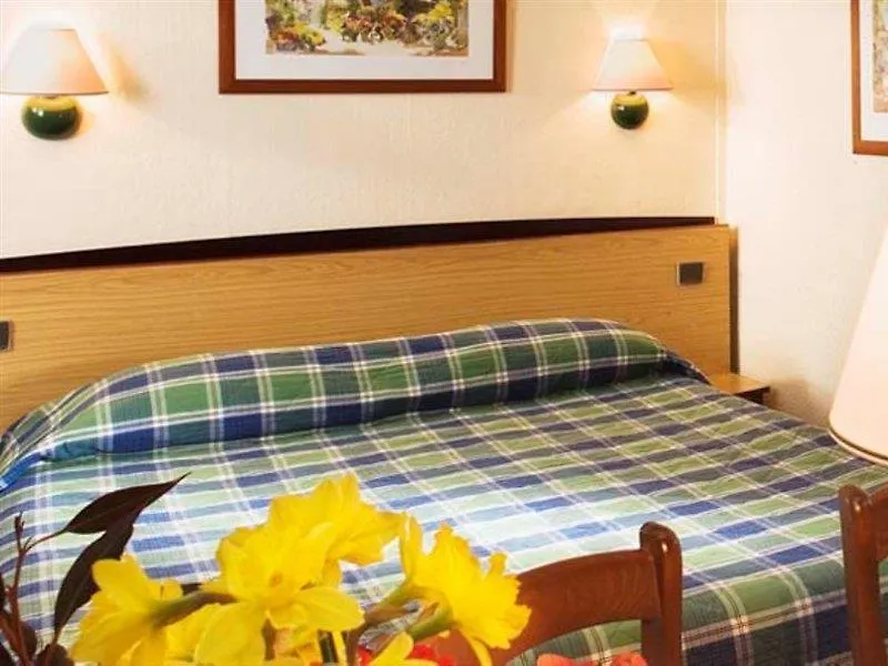 Hotel Campanile 14 - Maine Montparnasse París